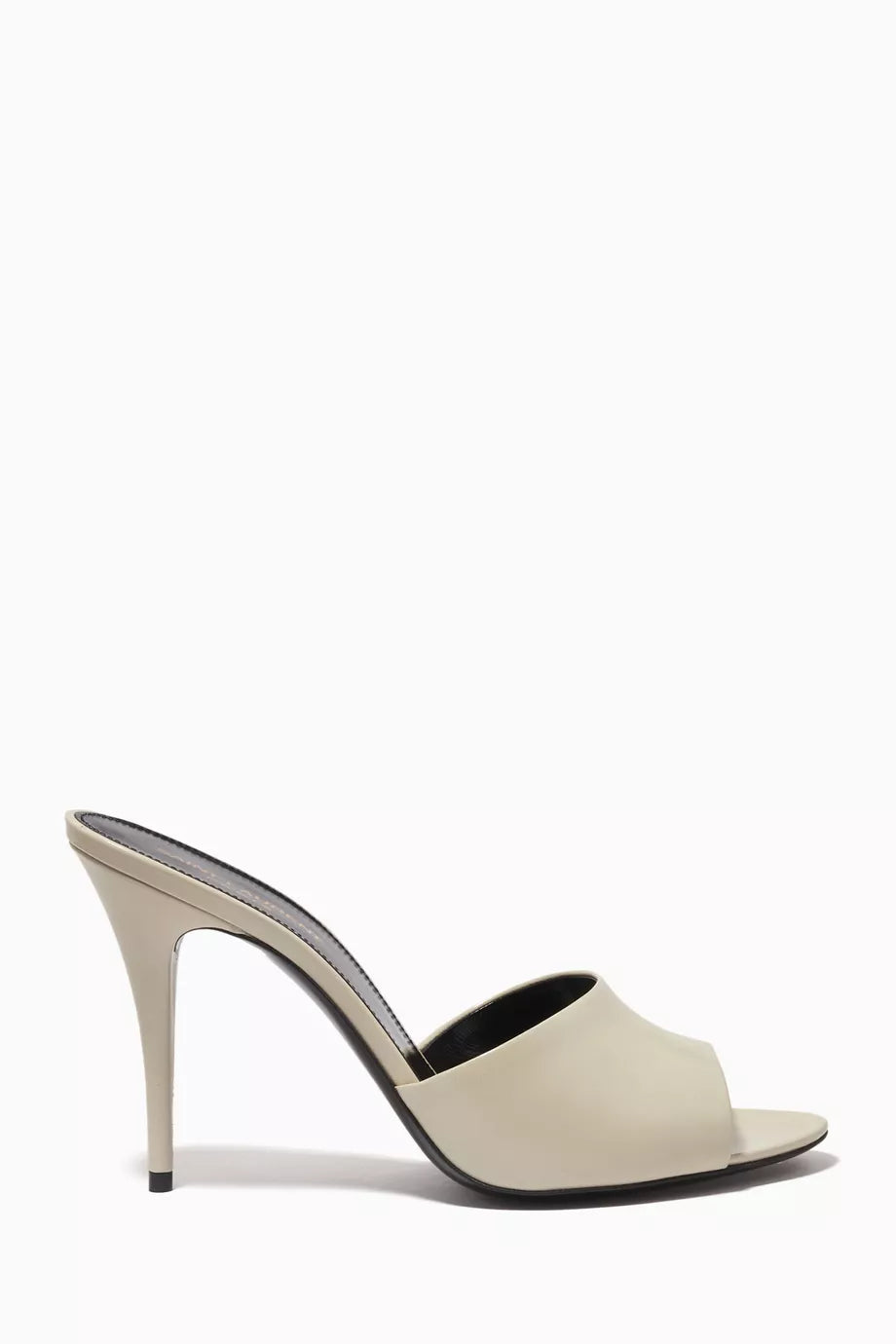LA 16 95 Mules in Smooth Leather