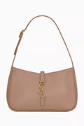 Le 5 À 7 Hobo Bag in Smooth Leather