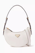 Curved Shoulder Bag in Nappa Leather