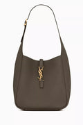 Le 5 À 7 Soft Small Hobo Bag in Smooth Leather
