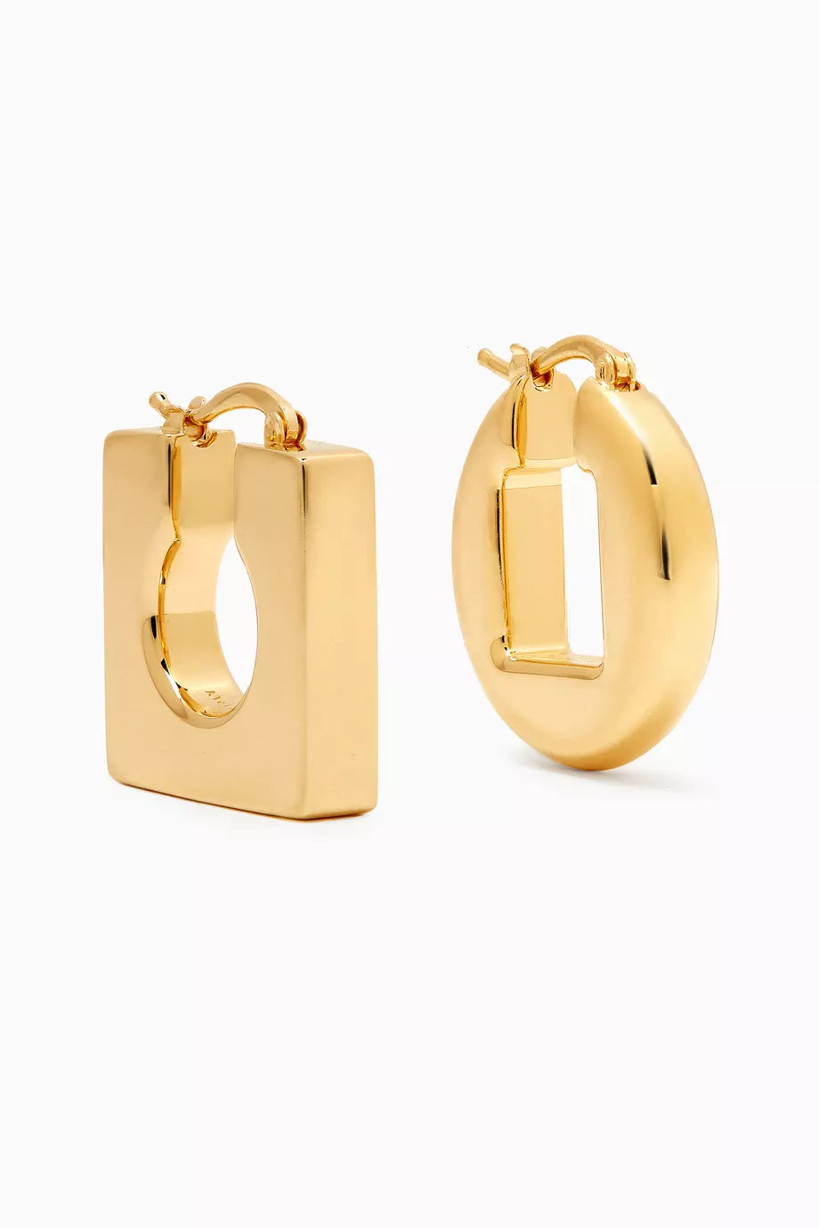 Les Boucles Rond Carré Asymmetric Mini Hoop Earrings in Gold-plated Brass