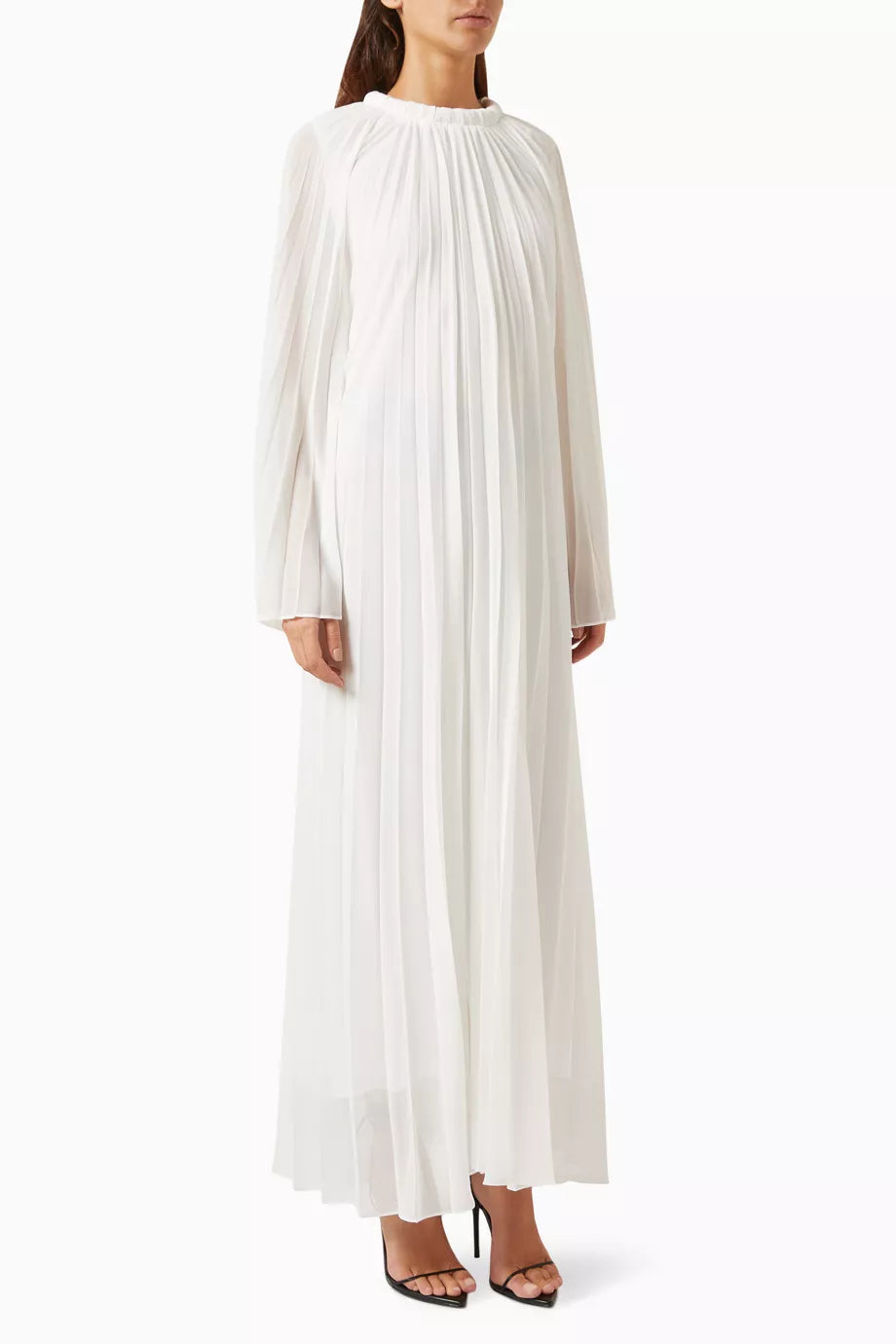 Cross-tied Maxi Dress in Pleated-fabric