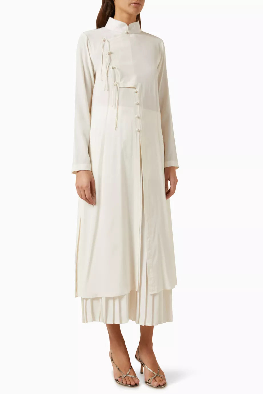 Chinese-collar Robe in Silk