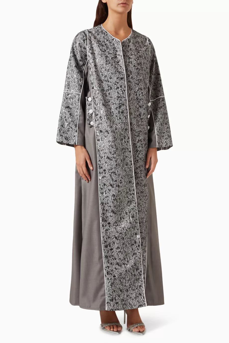 Bisht-style Embroidered Abaya