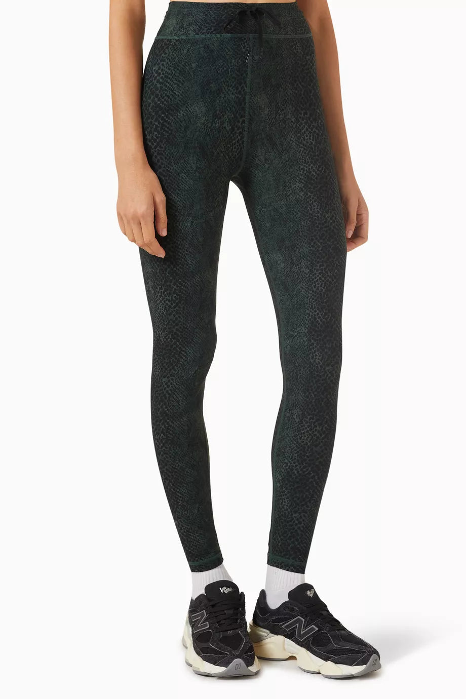 Cobra 25" Midi Pants in Recycled Fabric