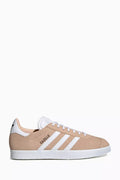 Gazelle Low-top Sneakers in Suede