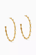 Large Wave Hoop Earrings in 18kt Gold-plated Brass